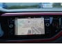 Volkswagen Polo 2.0 TSI GTI Automaat / Panoramadak / Navigatie / Digital dashboard / Achteruitrijcamera / Climate control / Lage kilometerstand / Parkeersensoren / Keyless / Buitenspiegels verwarmd / Dode hoek sensor / 18" licht metalen velgen