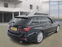 BMW 3-Serie Touring 320e M interieur Automaat | Panoramadak | LED laserlichten | Getint glas | Trekhaak uitklapbaar | Adaptieve cruise control | Parkeersensoren voor en achter | Achteruitrijcamera