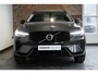Volvo XC60 T6 Plug-in hybrid AWD Plus Dark | Trekhaak | Verwarmbare voorstoelen+stuurwiel+achterbank |  Premium audio by Harman Kardon | Rondom zichtcamera | 19 inch lichtmetalen velgen | Google Infotainment |