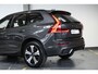 Volvo XC60 T6 Plug-in hybrid AWD Plus Dark | Trekhaak | Verwarmbare voorstoelen+stuurwiel+achterbank |  Premium audio by Harman Kardon | Rondom zichtcamera | 19 inch lichtmetalen velgen | Google Infotainment |