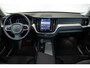 Volvo XC60 T6 Plug-in hybrid AWD Plus Dark | Trekhaak | Verwarmbare voorstoelen+stuurwiel+achterbank |  Premium audio by Harman Kardon | Rondom zichtcamera | 19 inch lichtmetalen velgen | Google Infotainment |
