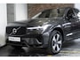 Volvo XC60 T6 Plug-in hybrid AWD Plus Dark | Trekhaak | Verwarmbare voorstoelen+stuurwiel+achterbank | Premium audio by Harman Kardon | Rondom zichtcamera | 19 inch lichtmetalen velgen | Google Infotainment |