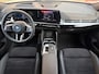 BMW IX2 eDrive20 67 kWh Harman/kardon / Trekhaak  / M sport Pro / M-Technic stoel enz enz
