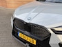BMW IX2 eDrive20 67 kWh Harman/kardon / Trekhaak  / M sport Pro / M-Technic stoel enz enz
