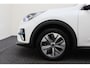 Kia Niro EV e-Niro ExecutiveLine 64 kWh SOH 100%, Leer, Navi, Camera, Climate, Stoelverw. en koeling
