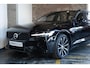 Volvo V60 T6 Plug-in hybrid AWD Plus Dark | Stoelverwarming | 360° parkeercamera | Stoelverwarming | Semi-Electrische wegklapbare trekhaak | Parkeersensoren voor + achter | Google infotainment | Nappa Lederenbekleding