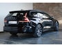 Volvo V60 T6 Plug-in hybrid AWD Plus Dark | Stoelverwarming | 360° parkeercamera | Stoelverwarming | Semi-Electrische wegklapbare trekhaak | Parkeersensoren voor + achter | Google infotainment | Nappa Lederenbekleding