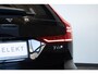 Volvo V60 T6 Plug-in hybrid AWD Plus Dark | Stoelverwarming | 360° parkeercamera | Stoelverwarming | Semi-Electrische wegklapbare trekhaak | Parkeersensoren voor + achter | Google infotainment | Nappa Lederenbekleding