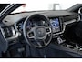 Volvo V60 T6 Plug-in hybrid AWD Plus Dark | Stoelverwarming | 360° parkeercamera | Stoelverwarming | Semi-Electrische wegklapbare trekhaak | Parkeersensoren voor + achter | Google infotainment | Nappa Lederenbekleding
