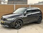 Volkswagen Tiguan 1.5 TSI R-Line Automaat | Panoramadak | Black style | LED verlichting | Half leer | Cruise control adaptief | Climate control | Navigatiesysteem pro | Parkeersensoren voor en achter | Achteruitrijcamera