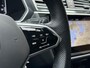 Volkswagen Tiguan 1.5 TSI R-Line Automaat | Panoramadak | Black style | LED verlichting | Half leer | Cruise control adaptief | Climate control | Navigatiesysteem pro | Parkeersensoren voor en achter | Achteruitrijcamera