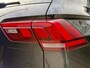Volkswagen Tiguan 1.5 TSI R-Line Automaat | Panoramadak | Black style | LED verlichting | Half leer | Cruise control adaptief | Climate control | Navigatiesysteem pro | Parkeersensoren voor en achter | Achteruitrijcamera
