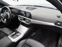 BMW 3-Serie 330i Executive Edition 259 Pk Automaat | M-Pakket | Leder/Alcantara | Camera | Navigatie| Trekhaak | Privacy Glass | 19 Inch