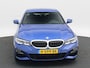 BMW 3-Serie 330i Executive Edition 259 Pk Automaat | M-Pakket | Leder/Alcantara | Camera | Navigatie| Trekhaak | Privacy Glass | 19 Inch