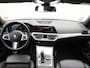 BMW 3-Serie 330i Executive Edition 259 Pk Automaat | M-Pakket | Leder/Alcantara | Camera | Navigatie| Trekhaak | Privacy Glass | 19 Inch