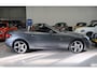 Mercedes-Benz SLC 200 AMG Leer Nekverwarming Panoramadak Navigatie Camera Ambiente verlichting 18 inch 1e Eigenaar Dealer onderhouden Seleniet grijs Automaat Flippers Boekjes aanwezig Zeer nette staat