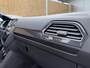 Volkswagen Tiguan Allspace 1.5 TSI R-line Automaat | Panoramadak | Stoel en stuurwielverwarming | 20 inch lichtmetalen velgen | Cruise control adaptief | Trekhaak uitklapbaar | Achteruitrijcamera