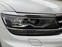 Volkswagen Tiguan Allspace 1.5 TSI R-line Automaat | Panoramadak | Stoel en stuurwielverwarming | 20 inch lichtmetalen velgen | Cruise control adaptief | Trekhaak uitklapbaar | Achteruitrijcamera