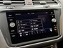 Volkswagen Tiguan Allspace 1.5 TSI R-line Automaat | Panoramadak | Stoel en stuurwielverwarming | 20 inch lichtmetalen velgen | Cruise control adaptief | Trekhaak uitklapbaar | Achteruitrijcamera