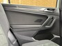Volkswagen Tiguan Allspace 1.5 TSI R-line Automaat | Panoramadak | Stoel en stuurwielverwarming | 20 inch lichtmetalen velgen | Cruise control adaptief | Trekhaak uitklapbaar | Achteruitrijcamera
