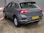 Volkswagen T-Roc 1.0 TSI 110 pk Style | Parkeersensoren | Navigatie | Cruise control adaptief |