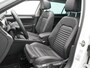 Volkswagen Passat Variant 1.4 TSI PHEV GTE Business Navigatie - ACC - Stoelverwarming - Panoramisch schuif-kanteldak - Camera - Leer - LED