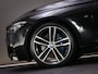 BMW 3-Serie Touring 318i M-Sport Edition (APPLE CARPLAY/ANDROID AUTO, HEAD-UP, SPORTSTOELEN LEDER, NAVIGATIE PROFESSIONAL, CRUISE)