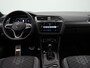 Volkswagen Tiguan 1.5 TSI R-Line Automaat - Trekhaak - Pano dak - Camera - Navigatie - ACC - LED