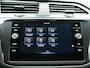 Volkswagen Tiguan 1.5 TSI R-Line Automaat - Trekhaak - Pano dak - Camera - Navigatie - ACC - LED