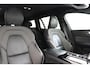Volvo V60 T6 TWIN ENGINE AWD R-DESIGN -HARMAN/KARDON|KEYLESS|POWER-SEAT|PRIVACY.GLAS|CAMERA|GEARSHIFT|19"