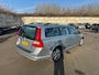 Volvo V70 D2 MOMENTUM / NAVIGATIE / MEENEEM/EXPORTPRIJS