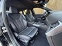 BMW 3-Serie Touring 320e M sport Automaat | Zwart optiek | LED laserlichten | Leren bekleding | Stoelverwarming | DAB ontvanger | HiFi installatie | Navigatiesysteem | Cruise control adaptief | Climate control | Parkeersensoren voor en achter