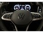 Volkswagen Golf R-Line Edition 1.5 eTSI 150pk DSG Automaat Adaptive cruise control, Achteruitrijcamera, LED koplampen, Navigatie, Stuurwiel verwarmd
