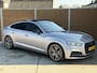 Audi A5 Sportback 40 TFSI S edition Automaat | Panoramadak | LED verlichting | Bang&Olufsen audio | DAB ontvanger | Stoelverwarming | Getint glas | Achterspoiler | Zwart optiek | Achteruitrijcamera