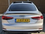 Audi A5 Sportback 40 TFSI S edition Automaat | Panoramadak | LED verlichting | Bang&Olufsen audio | DAB ontvanger | Stoelverwarming | Getint glas | Achterspoiler | Zwart optiek | Achteruitrijcamera