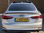 Audi A5 Sportback 40 TFSI S edition Automaat | Panoramadak | LED verlichting | Bang&Olufsen audio | DAB ontvanger | Stoelverwarming | Getint glas | Achterspoiler | Zwart optiek | Achteruitrijcamera
