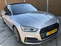 Audi A5 Sportback 40 TFSI S edition Automaat | Panoramadak | LED verlichting | Bang&Olufsen audio | DAB ontvanger | Stoelverwarming | Getint glas | Achterspoiler | Zwart optiek | Achteruitrijcamera