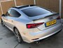 Audi A5 Sportback 40 TFSI S edition Automaat | Panoramadak | LED verlichting | Bang&Olufsen audio | DAB ontvanger | Stoelverwarming | Getint glas | Achterspoiler | Zwart optiek | Achteruitrijcamera