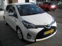 Toyota Yaris 1.5 Hybrid Dynamic 68.000 km Parelmoer