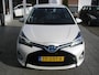 Toyota Yaris 1.5 Hybrid Dynamic 68.000 km Parelmoer