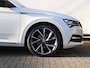 Skoda Superb 1.4 TSI iV Sportline Business 218PK DSG | Led | Camera | Keyless | Trekhaak | Stoelverwarming