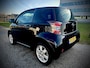Toyota iQ 1.0 VVTi Comfort, LEER,NAVIGATIE, 15", STOELVERWARMING, NAP,APK