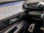 Peugeot 3008 1.6 HYbrid 225 GT 225Pk Automaat (PANORAMADAK, APPLE CARPLAY, GROOT NAVI, 360 CAMERA, LEDER, SPORTSTOELEN, ADAPTIVE CRUISE, SFEERVERLICHTING, GETINT GLAS, KEYLESS, NIEUWSTAAT)