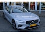 Volvo V60 T6 Automaat Plug-in hybrid AWD Plus Dark | Trekhaak | H&K Audio | 360 Camera | Verw. Stoelen & Achterbank | Keyless |