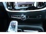 Volvo V60 T6 Automaat Plug-in hybrid AWD Plus Dark | Trekhaak | H&K Audio | 360 Camera | Verw. Stoelen & Achterbank | Keyless |