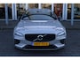 Volvo V60 T6 Automaat Plug-in hybrid AWD Plus Dark | Trekhaak | H&K Audio | 360 Camera | Verw. Stoelen & Achterbank | Keyless |