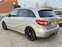 Mercedes-Benz B-klasse 180 Automaat Ambition Navigatie Trekhaak Camera Led Koplampen Leder 18 Inch AMG Velgen Parkeersensoren V+A Extra Getint Glas NL Auto
