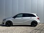 Mercedes-Benz B-klasse 180 Automaat Ambition Navigatie Trekhaak Camera Led Koplampen Leder 18 Inch AMG Velgen Parkeersensoren V+A Extra Getint Glas NL Auto