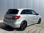 Mercedes-Benz B-klasse 180 Automaat Ambition Navigatie Trekhaak Camera Led Koplampen Leder 18 Inch AMG Velgen Parkeersensoren V+A Extra Getint Glas NL Auto