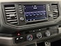 Volkswagen Crafter 140PK Automaat L3H3 | Imperiaal | Trekhaak | Navigatie | Camera | Airco | Cruise | 3-Zits